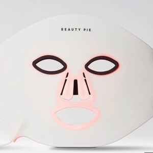 New in Box Beauty Pie LED C Wave red light Mask - White